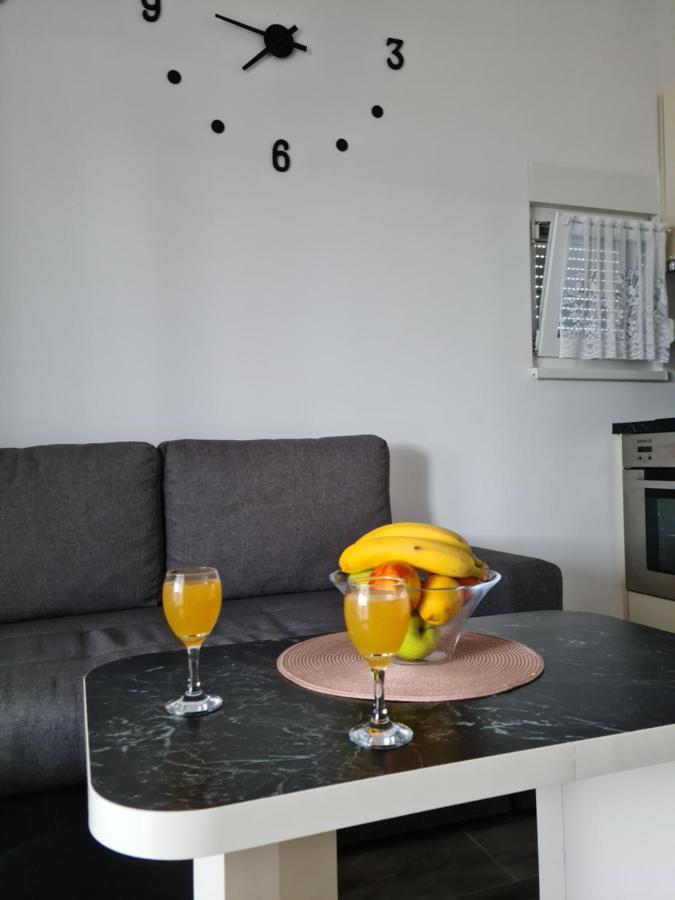 Apartmani Rudi Anić Exterior foto