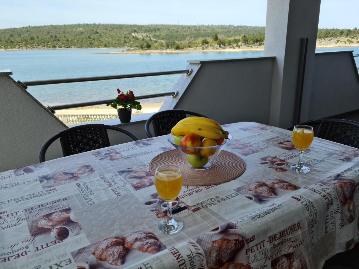 Apartmani Rudi Anić Exterior foto