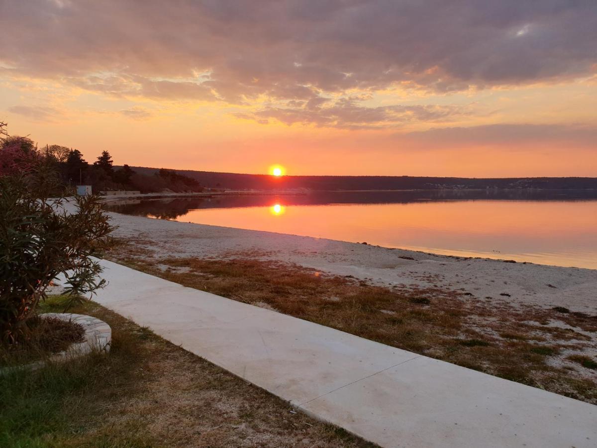 Apartmani Rudi Anić Exterior foto